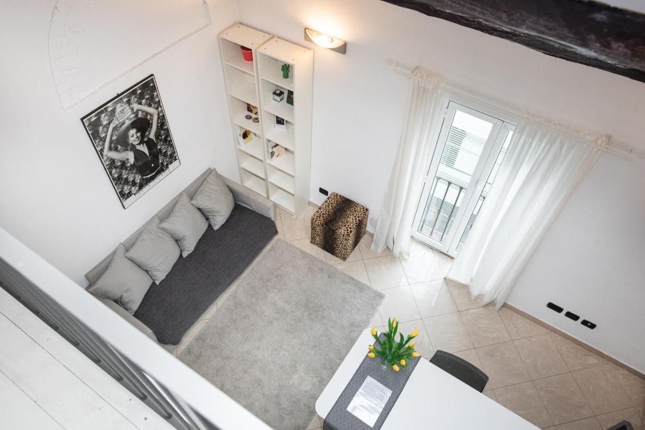 Ferienwohnung Cozy Loft In A Fashion District Of Mailand Exterior foto