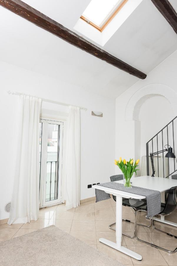 Ferienwohnung Cozy Loft In A Fashion District Of Mailand Exterior foto