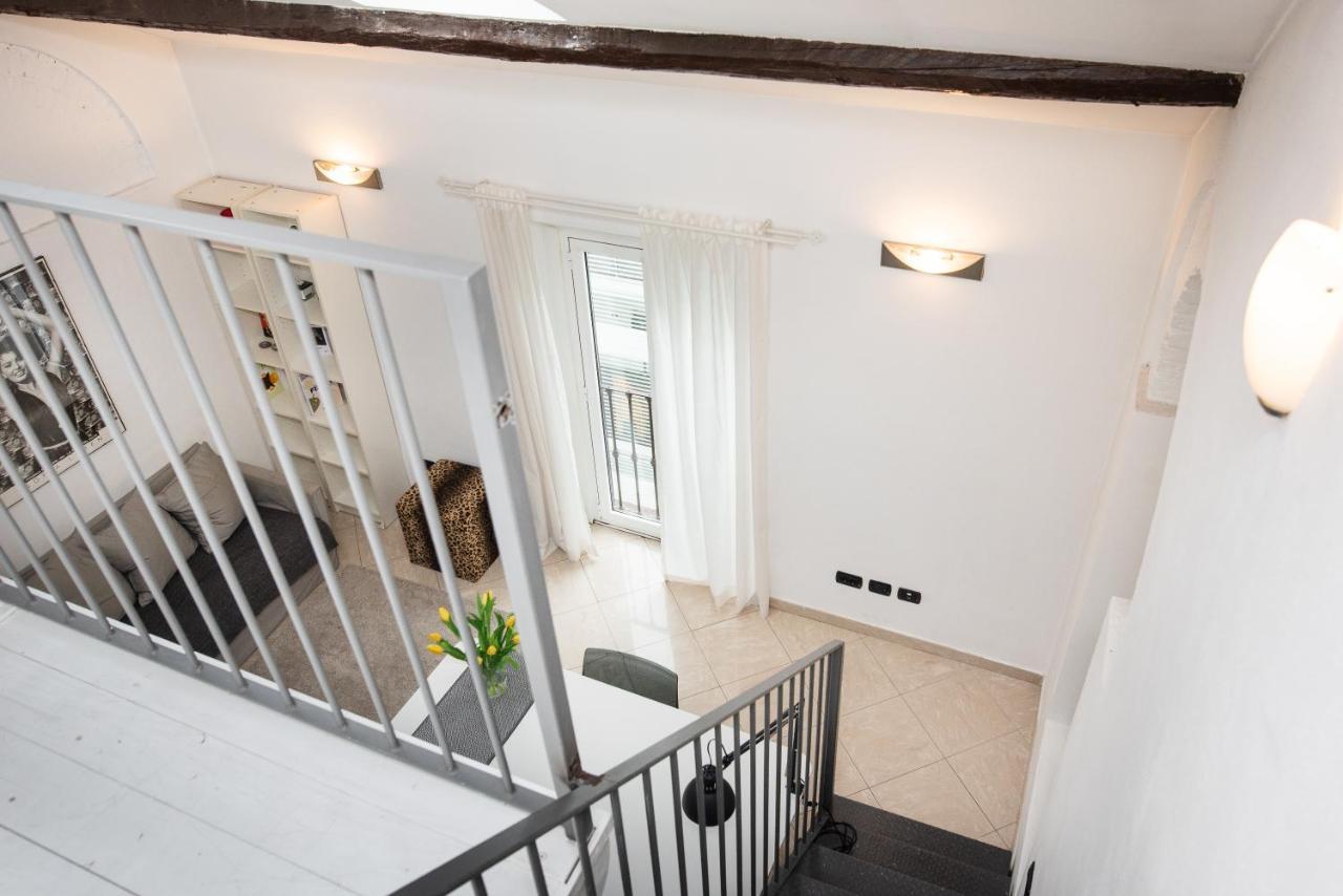Ferienwohnung Cozy Loft In A Fashion District Of Mailand Exterior foto