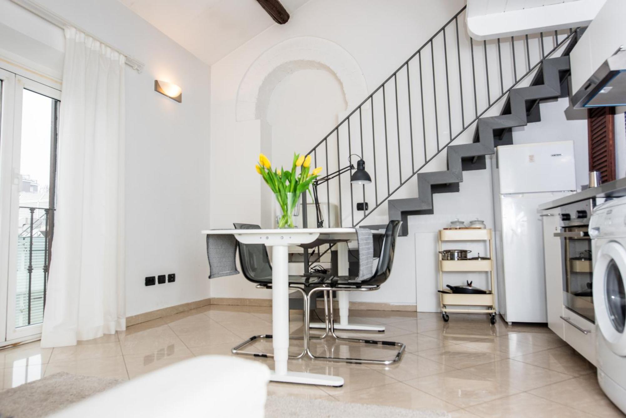 Ferienwohnung Cozy Loft In A Fashion District Of Mailand Exterior foto